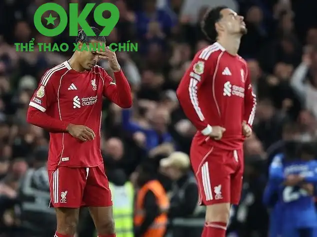 Liverpool đang đối mặt với vô vàn khó khăn. (Ảnh: The Sun) Liverpool đang đối mặt với vô vàn khó khăn. (Ảnh: The Sun)